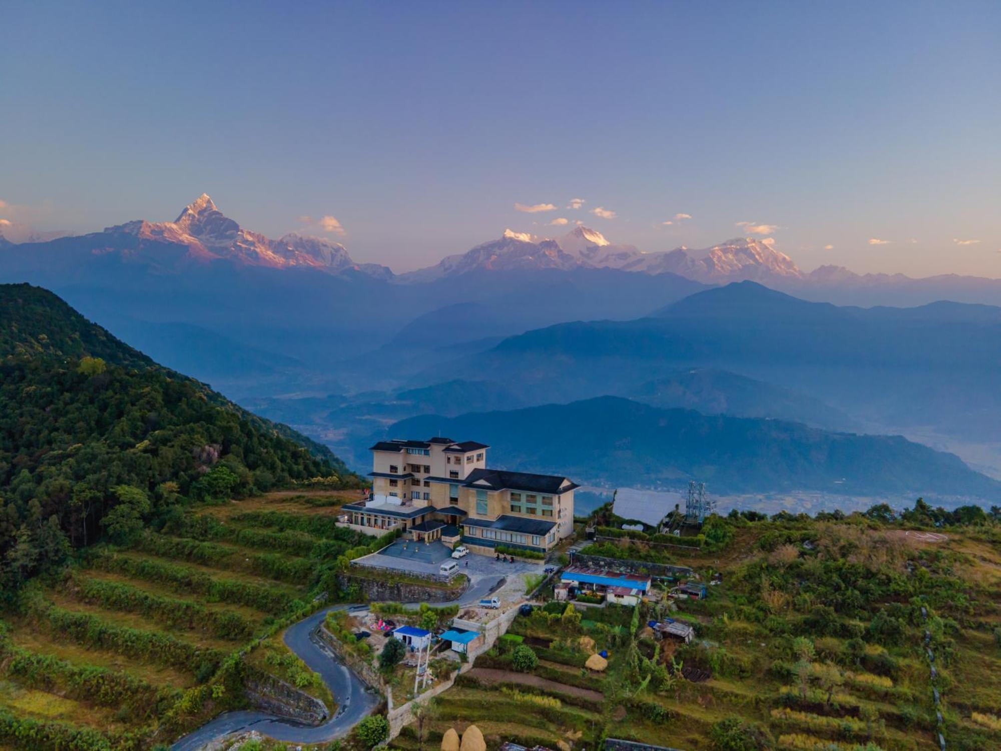 Sarangkot Mountain Lodge Покхара Экстерьер фото