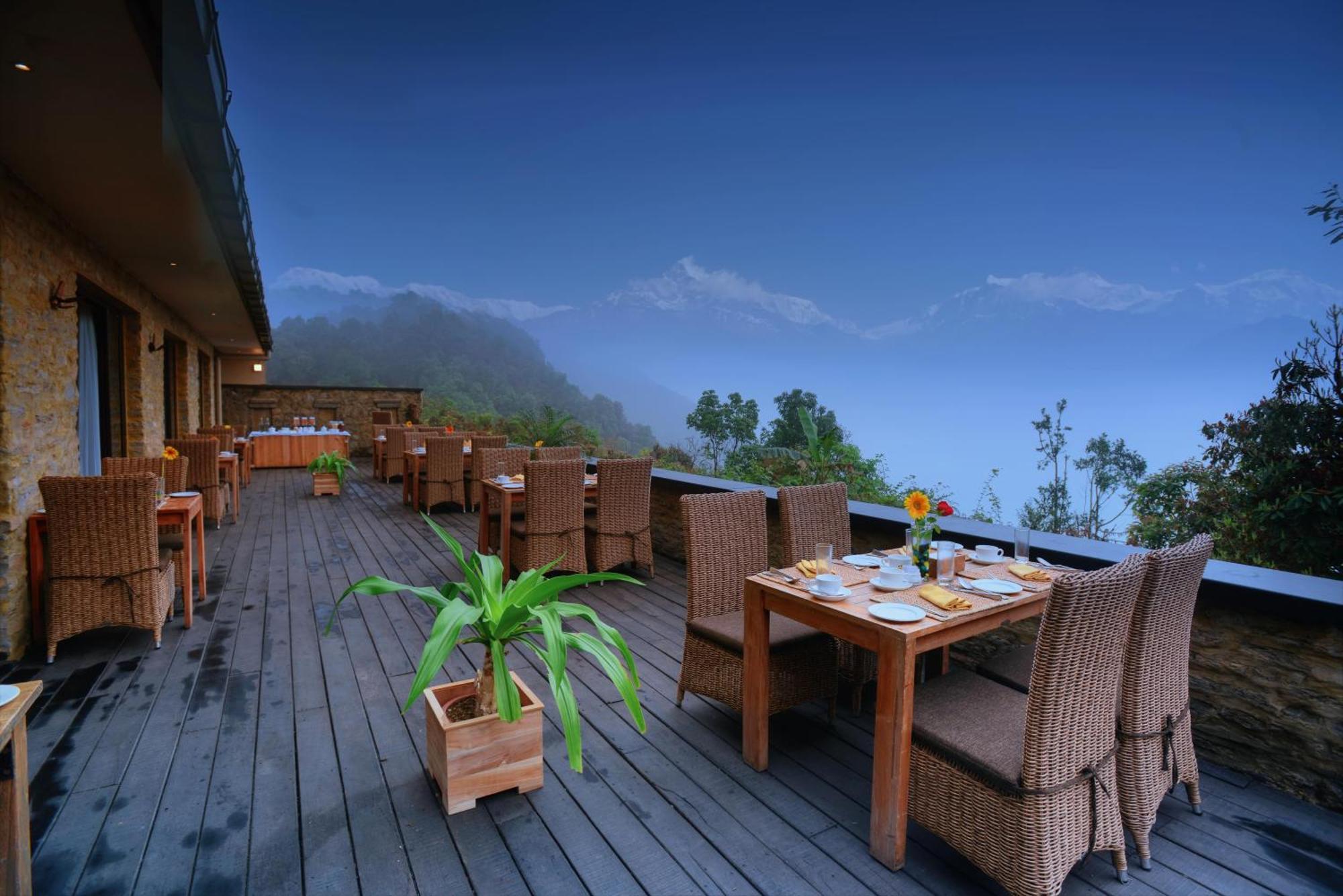 Sarangkot Mountain Lodge Покхара Экстерьер фото